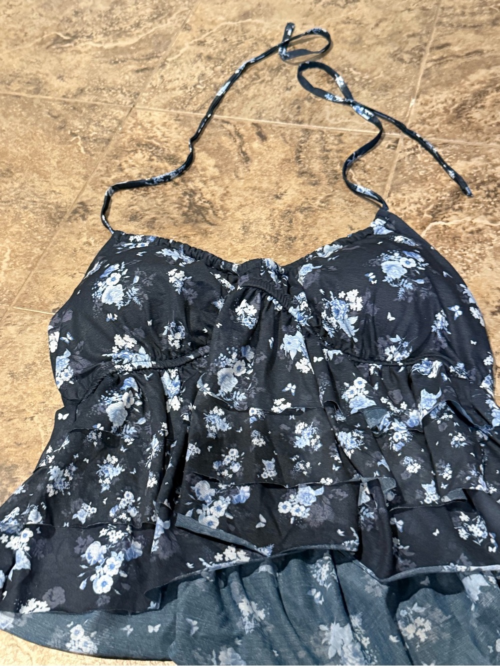 🥗NWOT Floral Wild Fable Blue Ruffle Halter Top